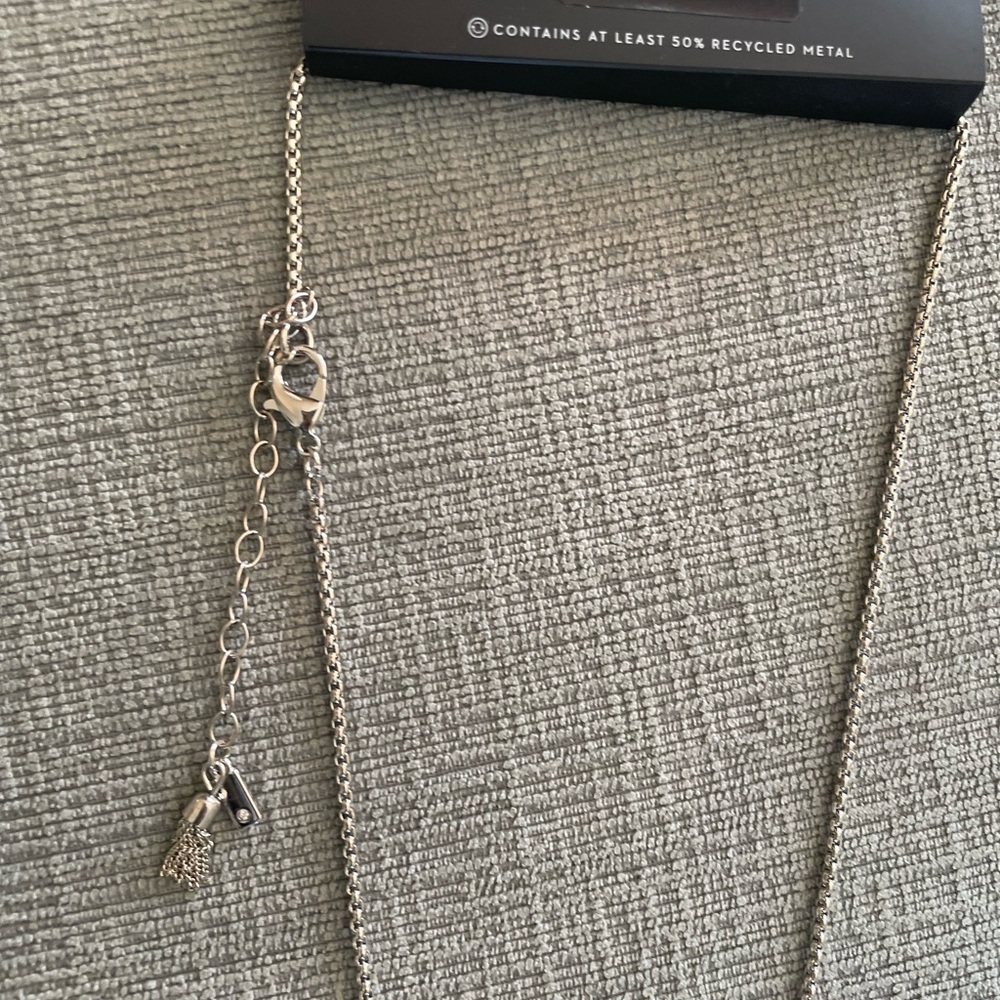 Vera Wang Necklace Halloween New Ghost Sophisticated Long Rhinestones NWT - Picture 6 of 14
